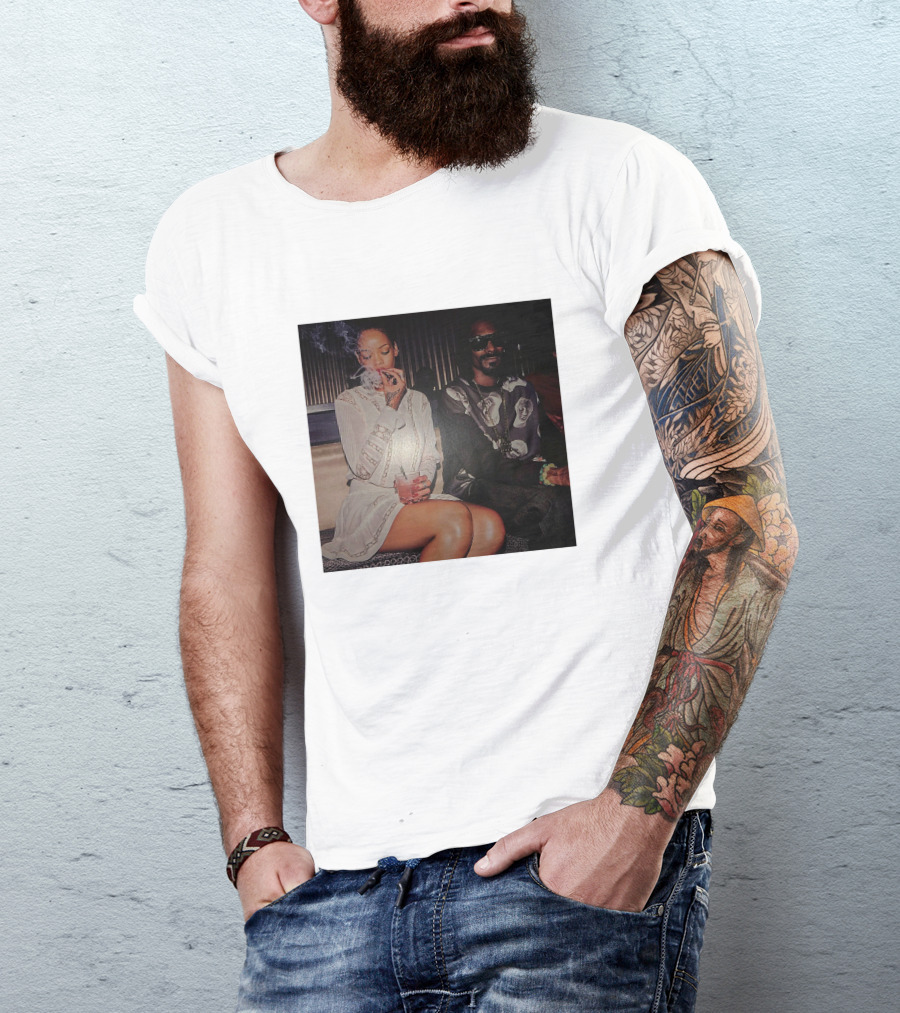Rihanna Snoop Dogg Fenty Smoky Moment T-Shirt
