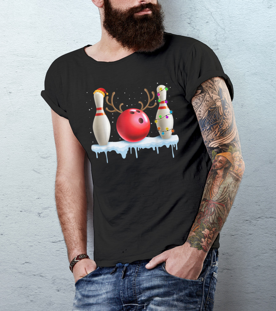 Christmas Santa Hat Reindeer Bowling Ball And Xmas Lights Bowling Pins Lover T-Shirt