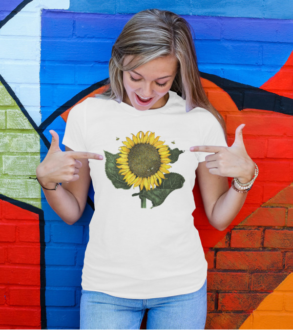 Sunflower Bees Natural Liberty Merch Ukrainian Russian War T-Shirt