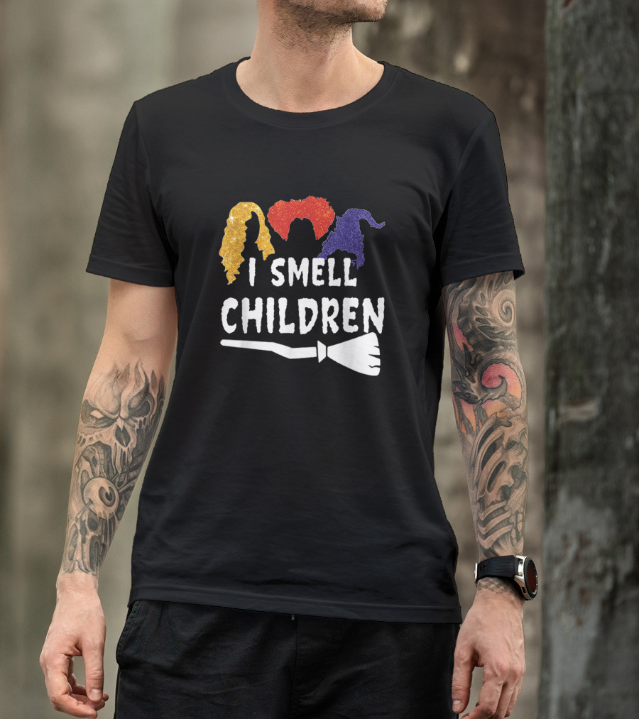 I Smell Children Funny Halloween Witches Broom Silhouette Costume T-Shirt