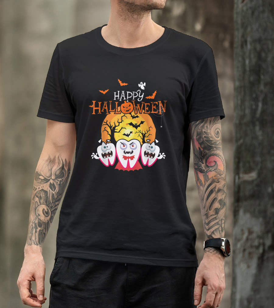 Happy Halloween Scary Dental Teeth With Cracked Moon And Bats T-Shirt