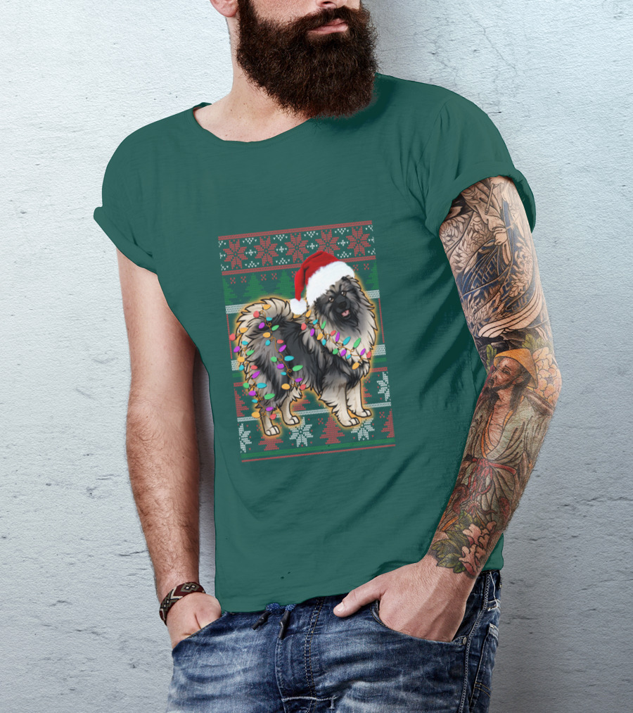 Keeshond Christmas Santa Hat And Lights Festive T-Shirt