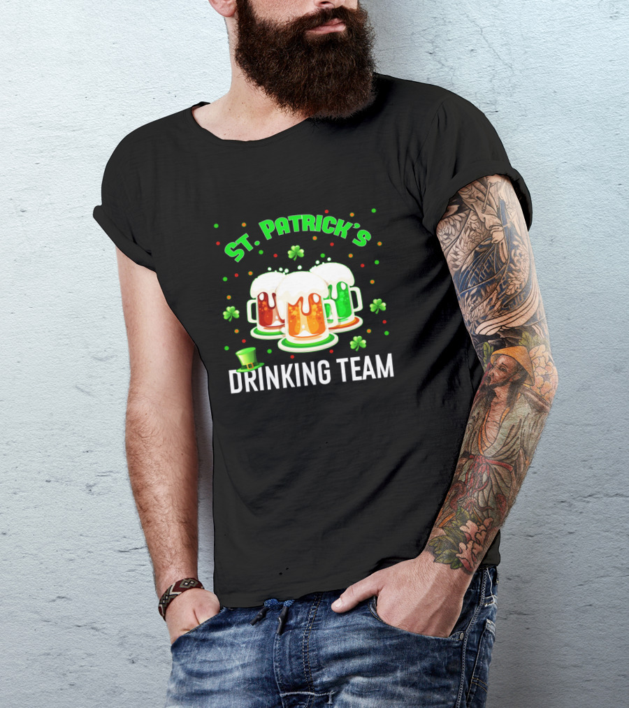 St Patrick's Drinking Team Beers And Shamrocks T-Shirt