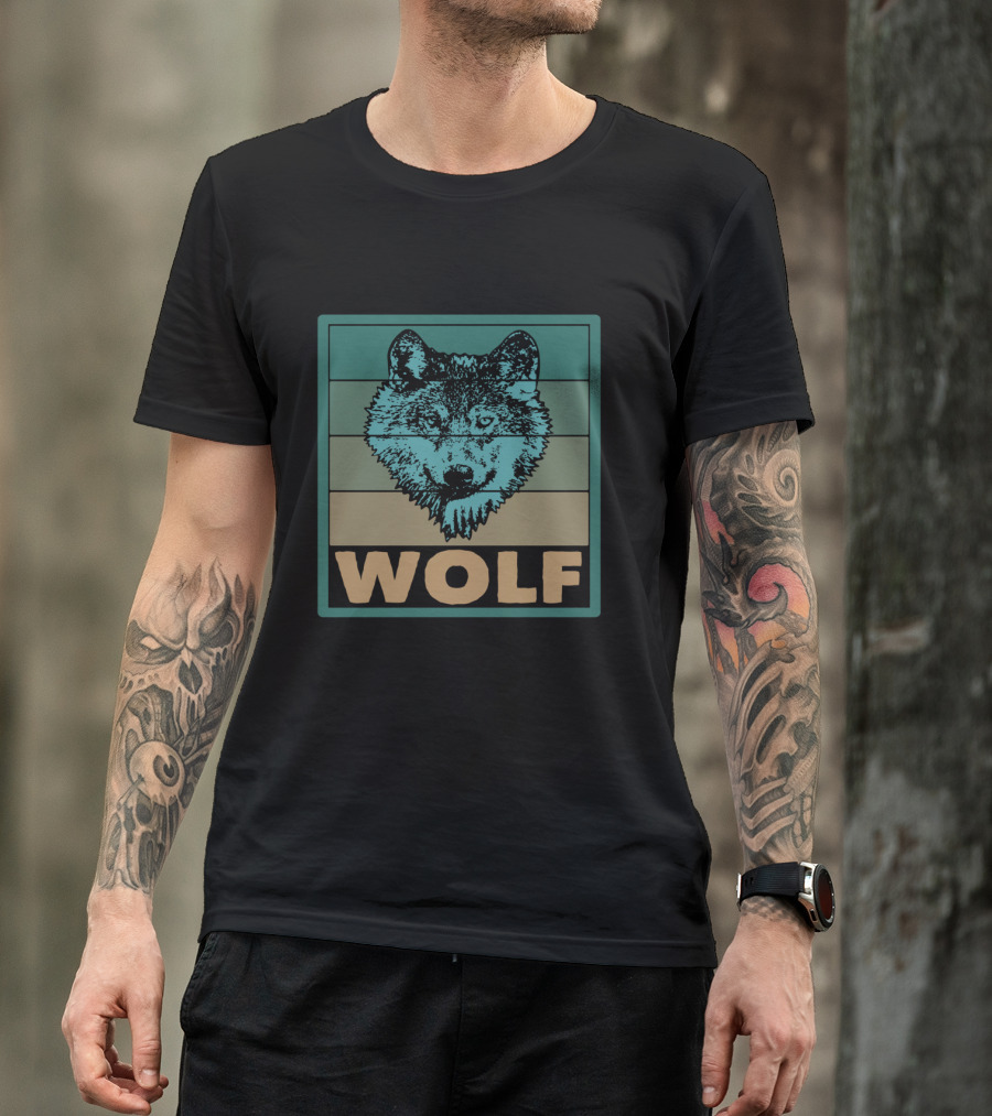 Wolf Wildlife Retro Striped T-Shirt