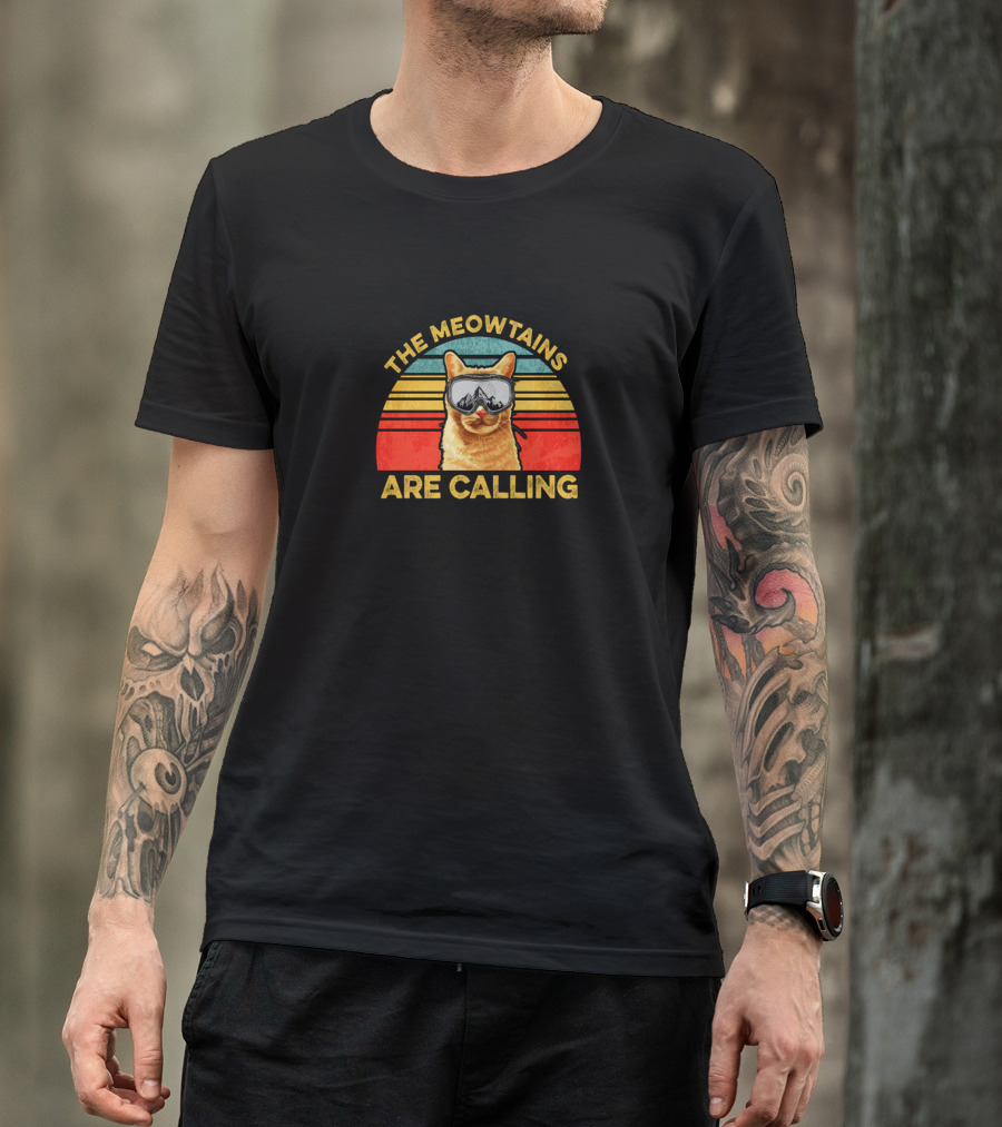 The Meowtains Are Calling Cat With Goggles Retro Sunset T-Shirt