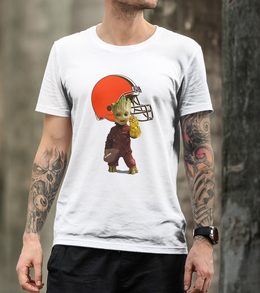 Cleveland Browns Football Groot And Infinity Gauntlet T-Shirt