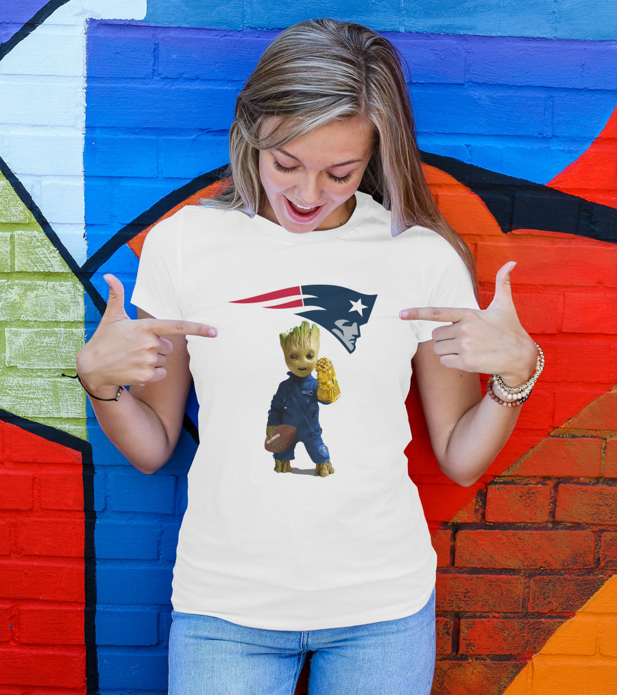 New England Patriots Groot Football Infinity Gauntlet T-Shirt