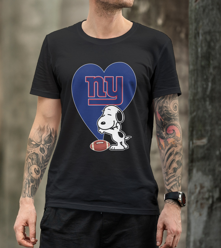 Snoopy Hugging New York Giants Football Heart T-Shirt