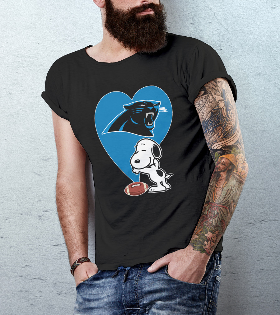 Carolina Panthers Snoopy Football Heart Hug T-Shirt