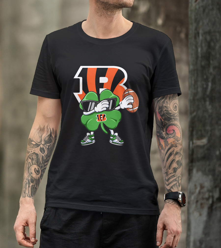 Cincinnati Bengals Football Clover With Sunglasses And Ball T-Shirt