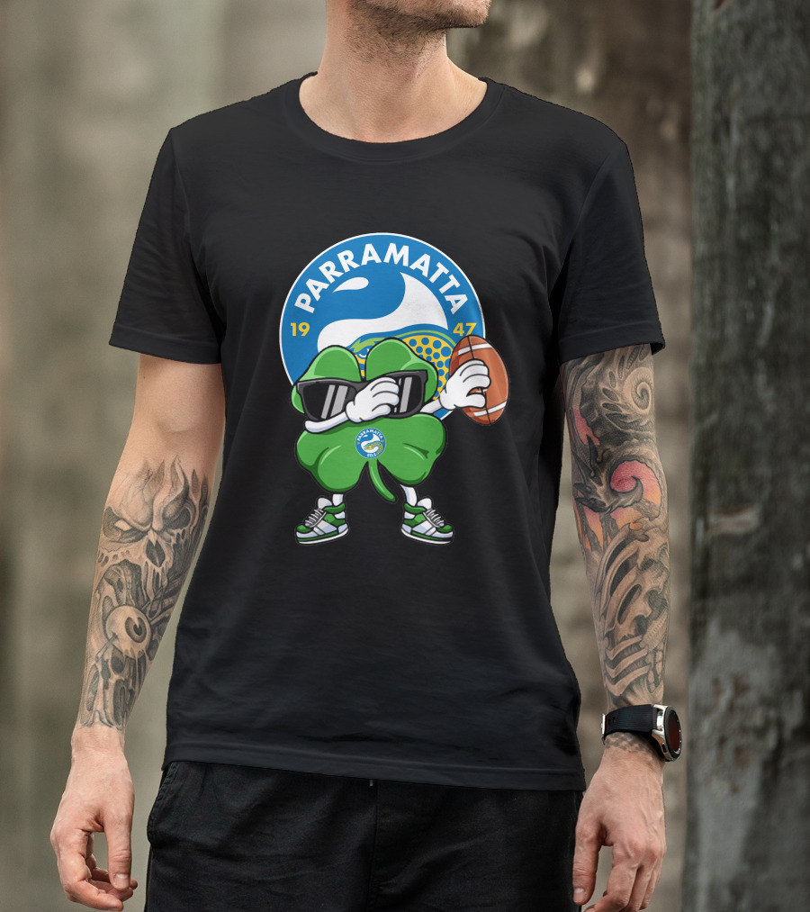 Parramatta Eels 1947 Clover Mascot With Football And Sunglasses T-Shirt