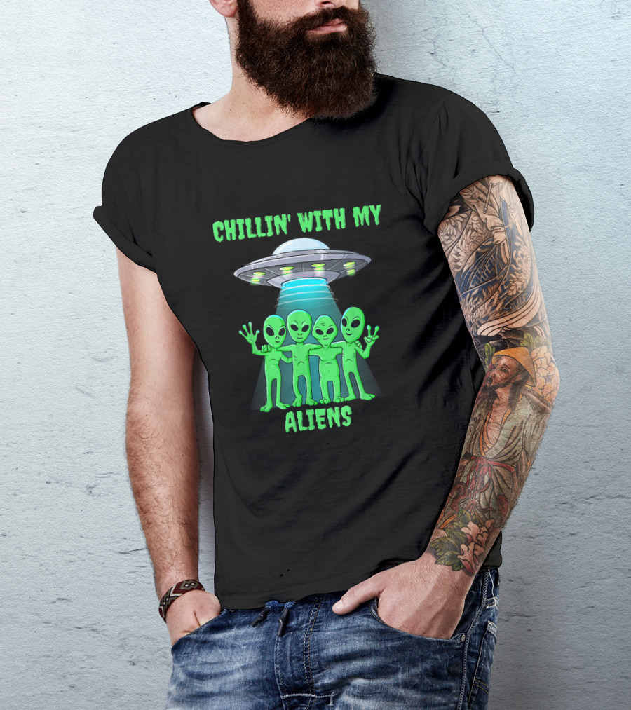 Chillin' With My Aliens Ufo Friends T-Shirt