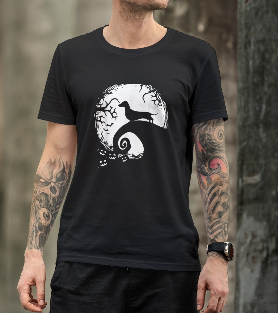 Dachshund Moonlit Halloween Scene For Dachshund Lovers T-Shirt