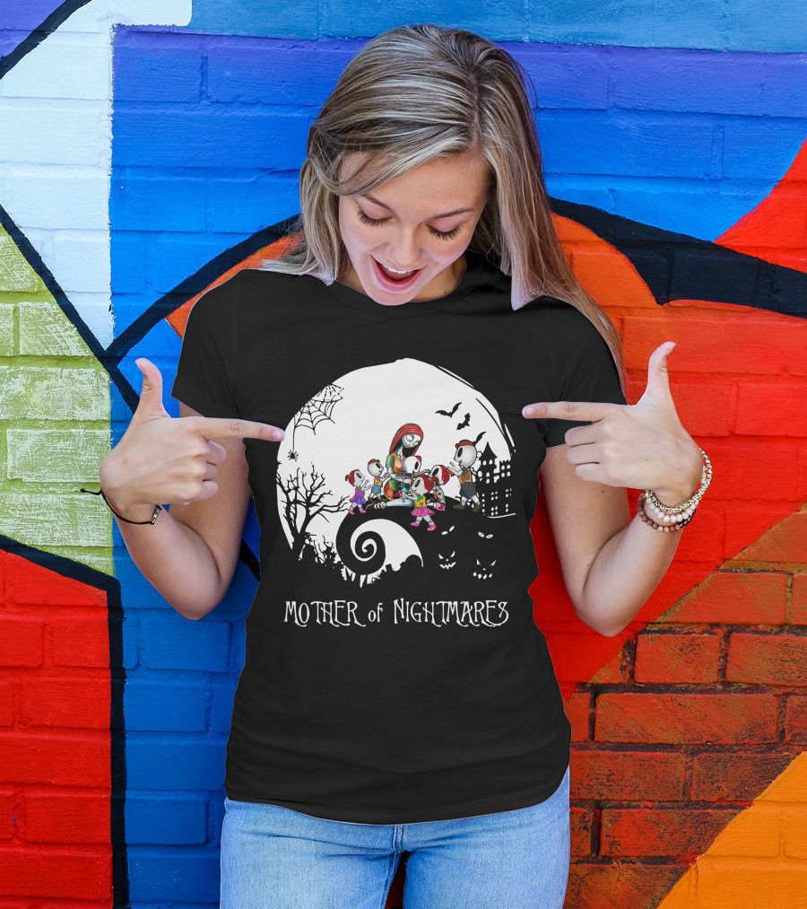 Mother Of Nightmares 3boys 3girls Halloween Scene T-Shirt