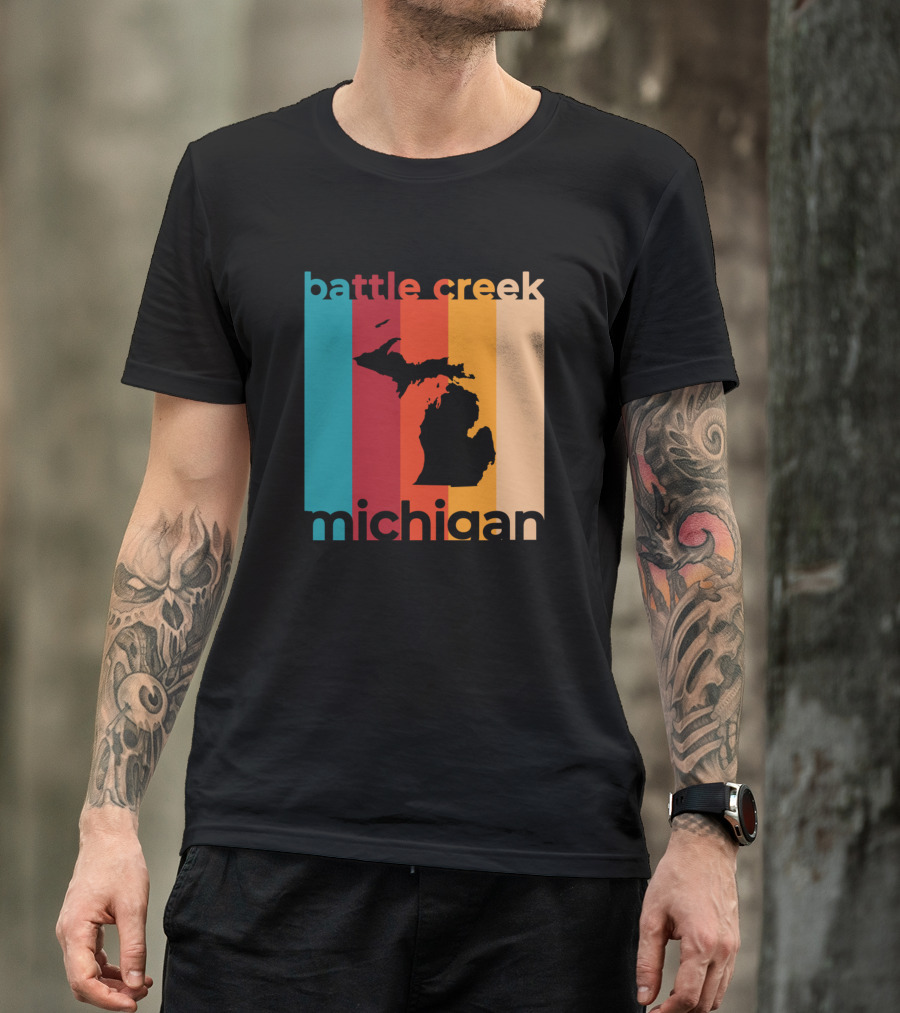 Battle Creek Michigan Michigan Silhouette Retro Stripes T-Shirt