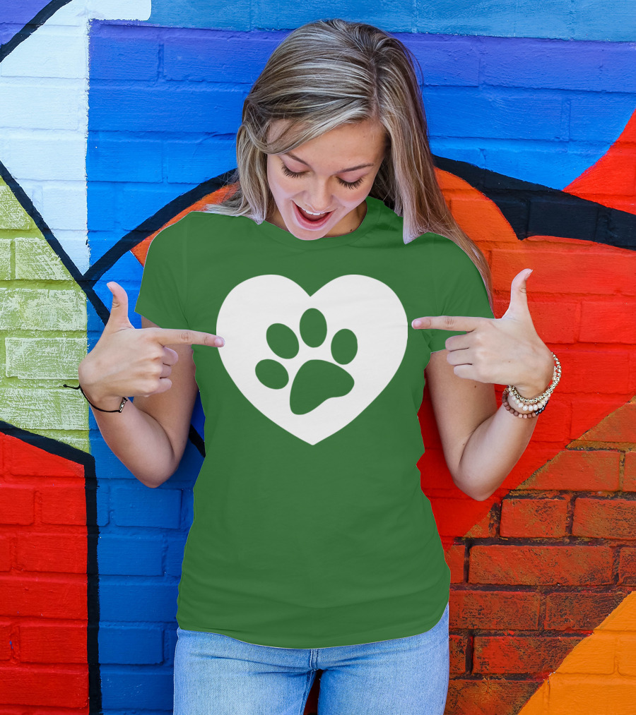 Heart Paw Animal Love T-Shirt