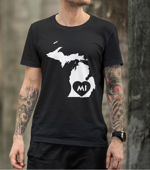 I Love MI Michigan State Map Heart T-Shirt