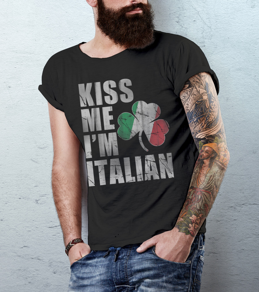 Kiss Me I'm Italian St. Patrick's Day Irish Italia Shamrock T-Shirt