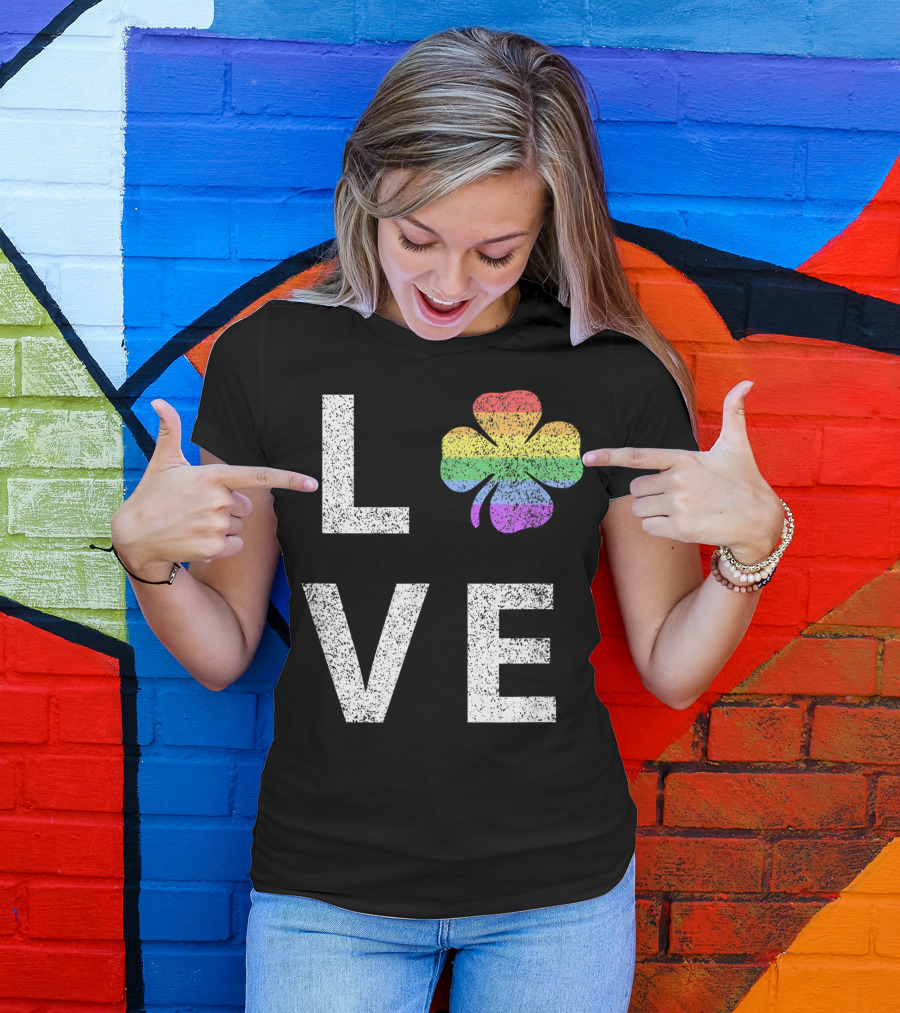 Love St. Patrick's Day Gay Pride Rainbow Shamrock T-Shirt