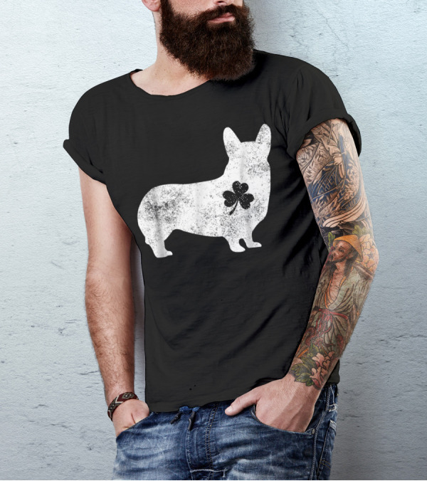 Corgi With Irish Clover T-Shirt