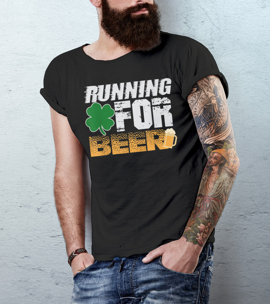 Running For Beer St. Patrick's Day Shamrock Beer Mug Irish T-Shirt