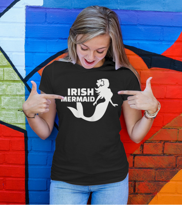 Irish Mermaid With Shamrock Hair Accessory T-Shirt