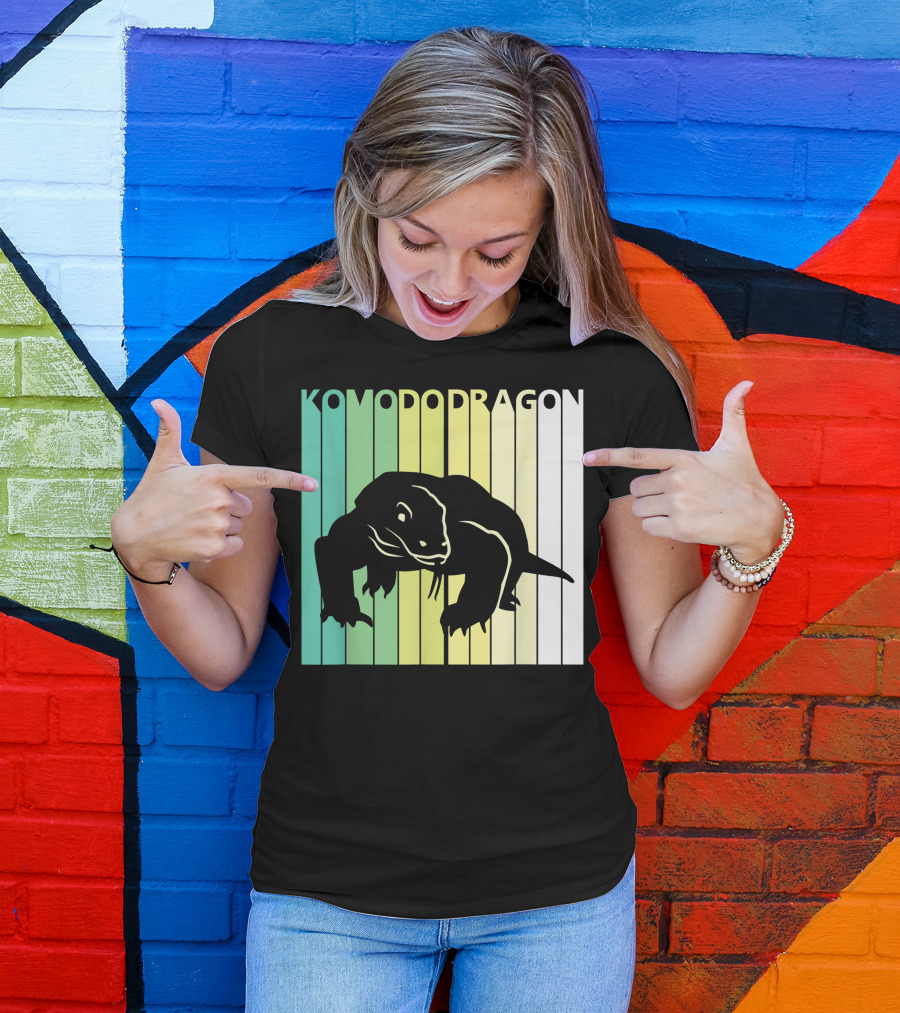 Komodo Dragon Wild Animal Stripes T-Shirt