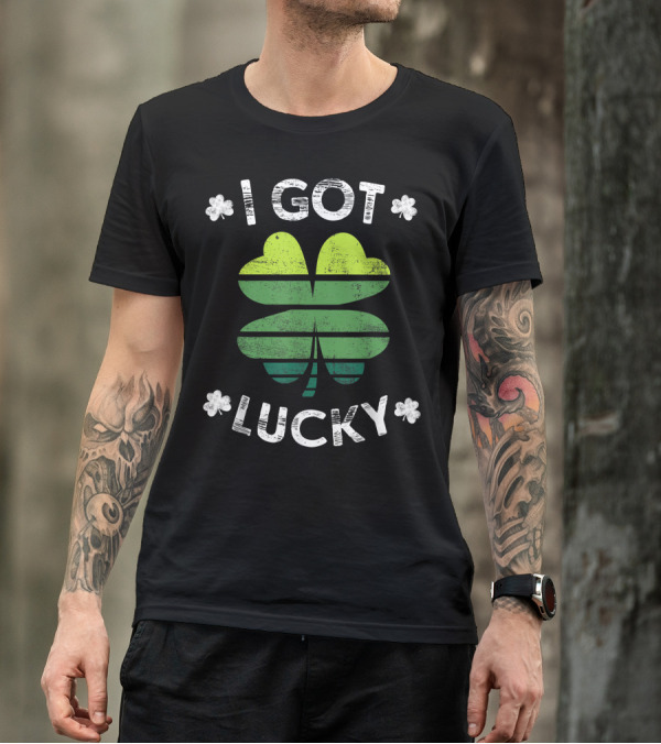 I Got Lucky St. Patrick's Day Four-Leaf Clover Pregnancy Announcement T-Shirt