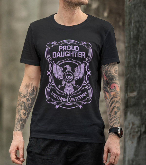 Proud Daughter Of A Vietnam Veteran With US Eagle Emblem T-Shirt