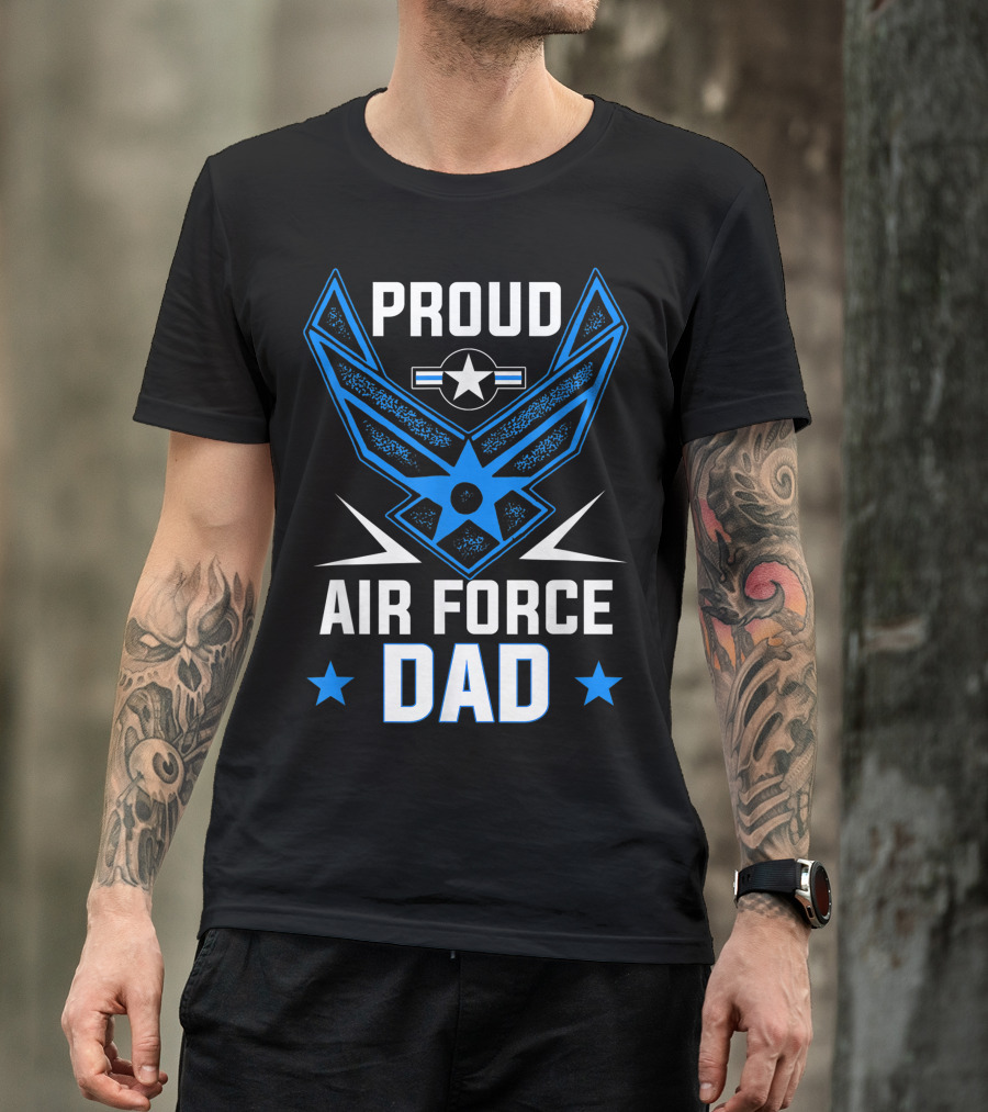 Proud United States Air Force Dad Veteran Emblem With Stars T-Shirt