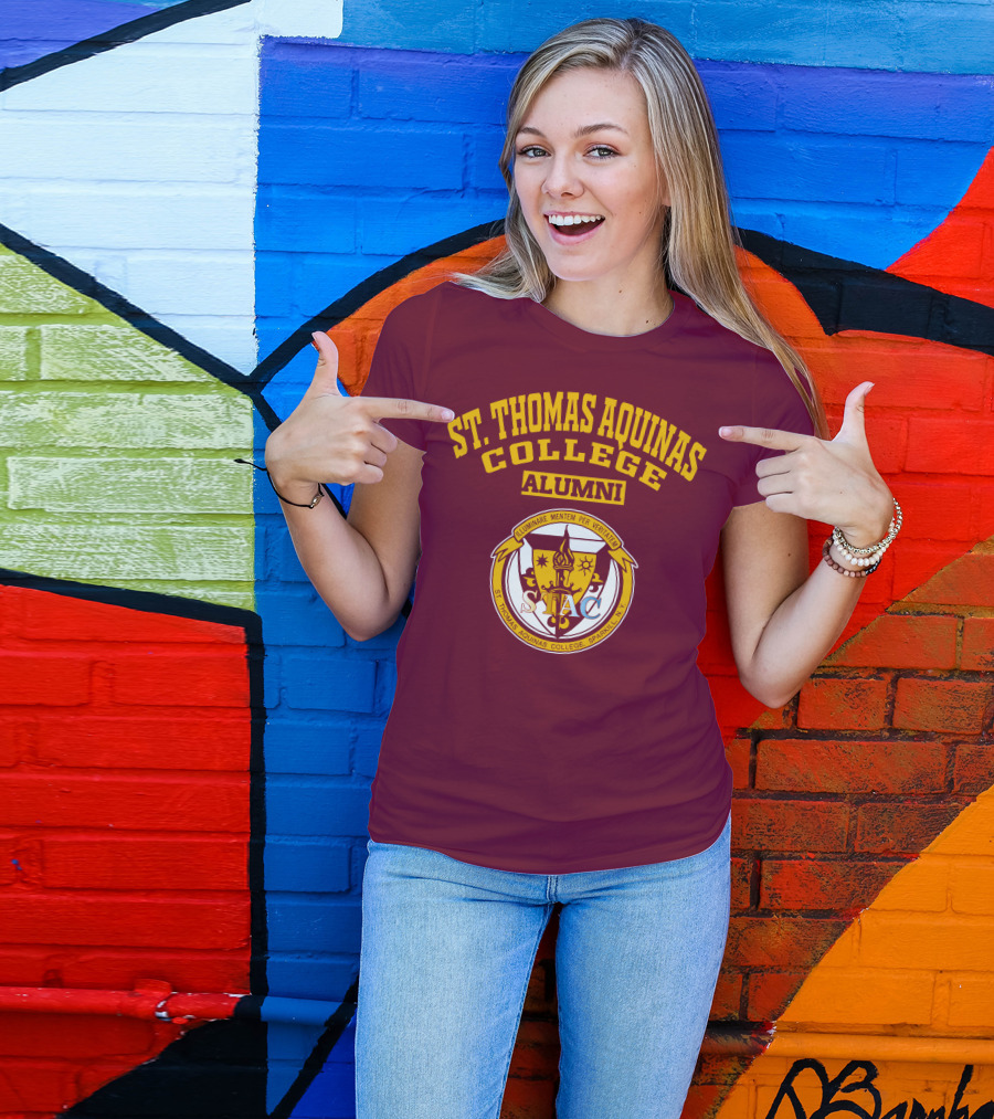 St. Thomas Aquinas College Alumni Illuminare Mentem Per Veritatem STAC Sparkill NY T-Shirt