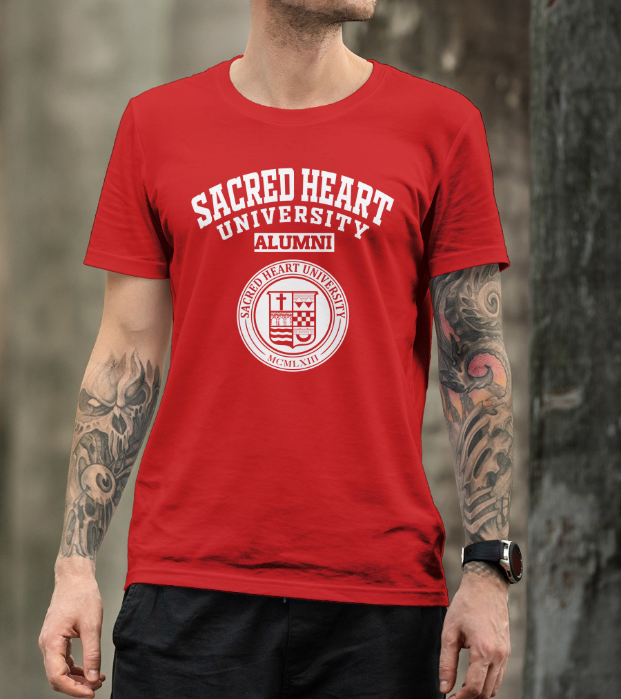 SACRED HEART UNIVERSITY ALUMNI MCMLXIII T-Shirt