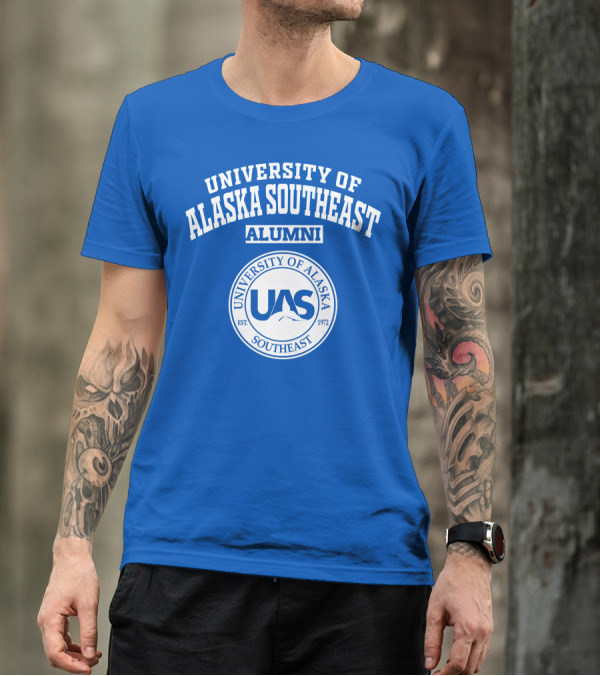 UNIVERSITY OF ALASKA SOUTHEAST ALUMNI UAS EST. 1972 T-Shirt