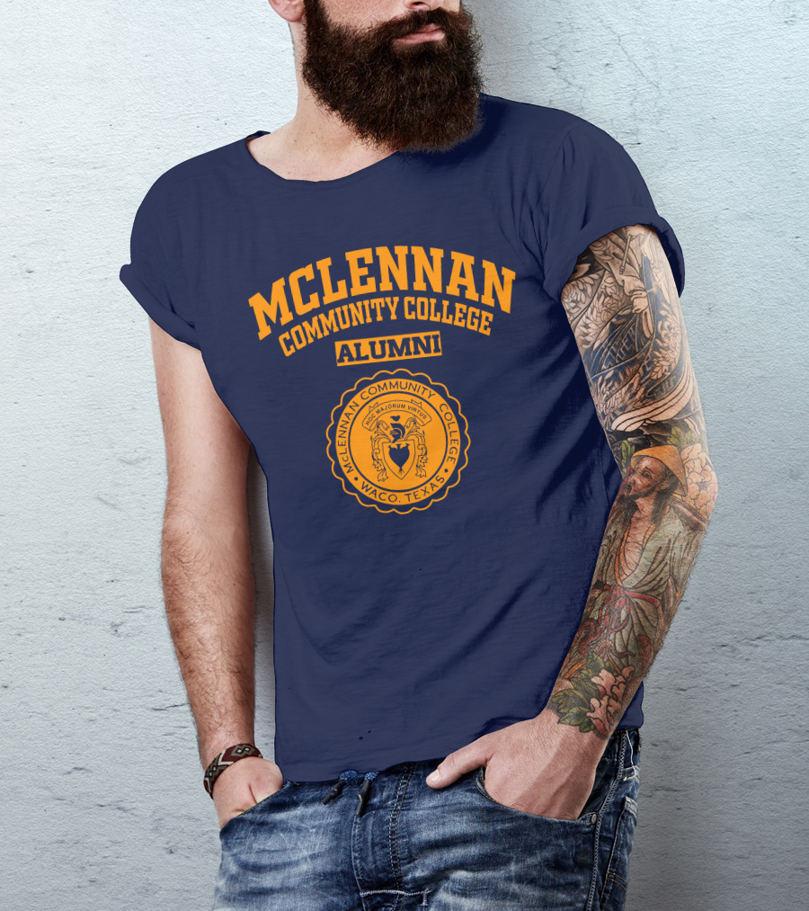 MCLENNAN COMMUNITY COLLEGE ALUMNI WACO TEXAS SEAL HOC MAJORUM VIRTUS T-Shirt