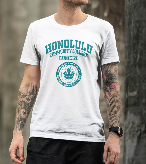 Honolulu Community College Alumni University Of Hawai'i Mālamalama 1920 T-Shirt