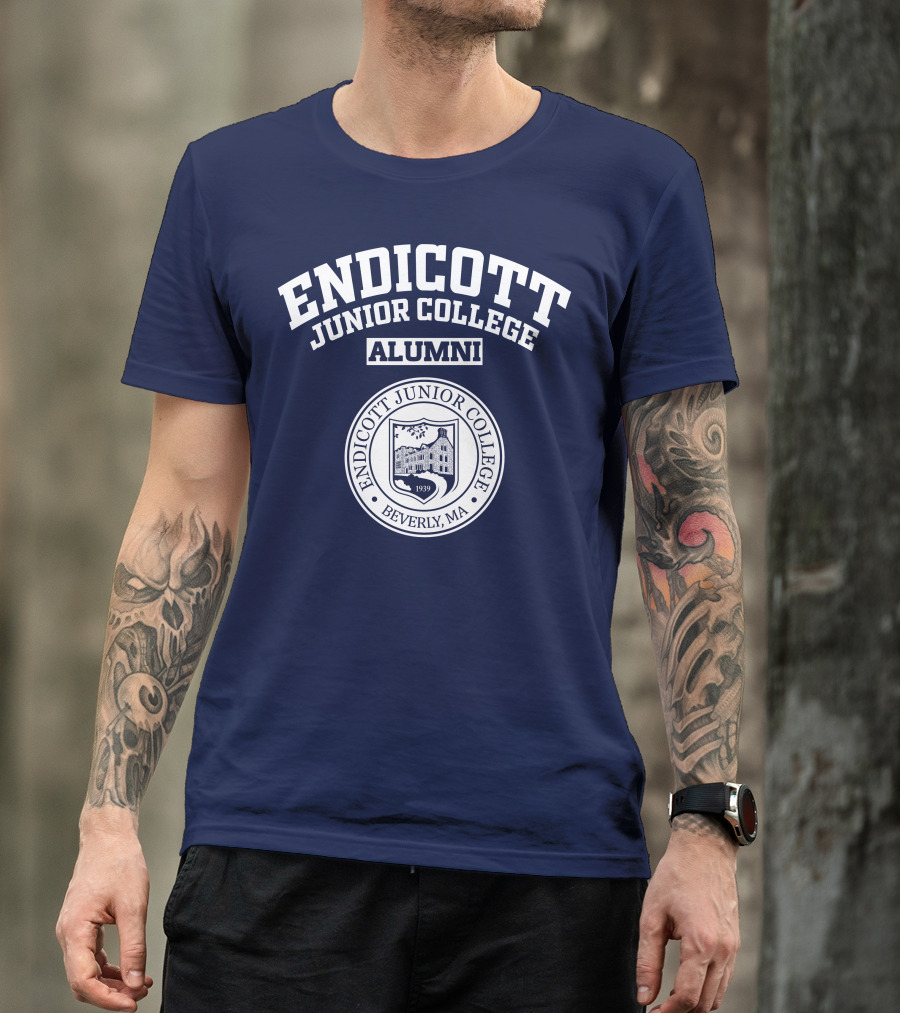 ENDICOTT JUNIOR COLLEGE ALUMNI BEVERLY MA 1939 T-Shirt