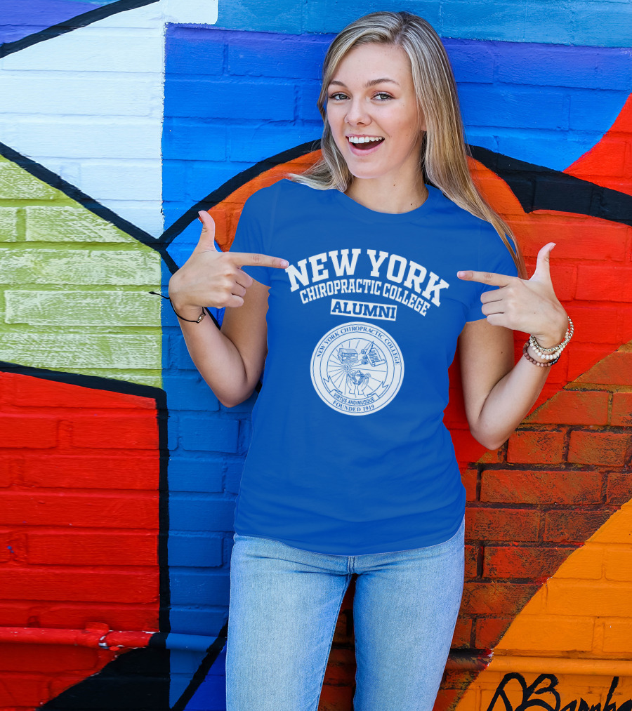 New York Chiropractic College Alumni Seal Founded 1919 Virtus Adimusque T-Shirt