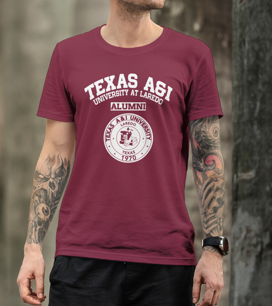 Texas A&I University At Laredo Alumni 1970 T-Shirt