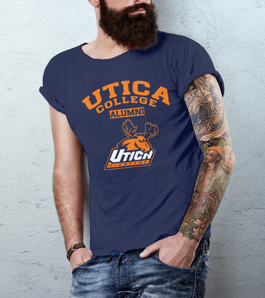 UTICA COLLEGE ALUMNI UTICA PIONEERS MOOSE T-Shirt