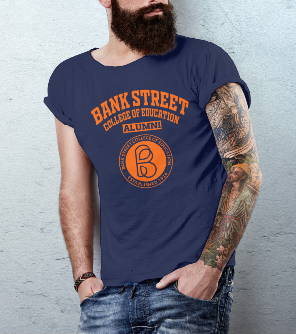 Bank Street College Of Education Alumni Established 1916 T-Shirt