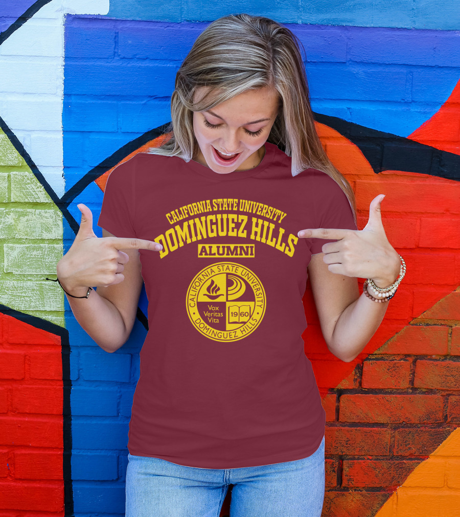 California State University Dominguez Hills Alumni Vox Veritas Vita 1960 T-Shirt
