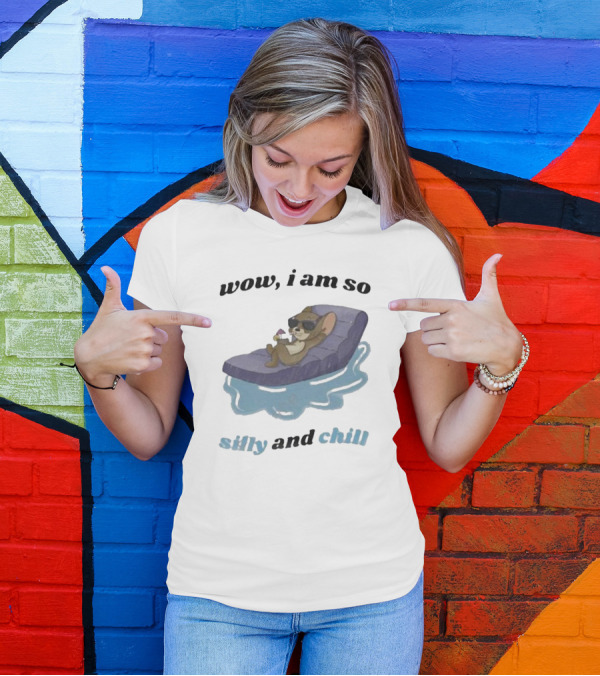 Wow I Am So Silly And Chill Relaxing Sunglasses Pool Float Mouse T-Shirt