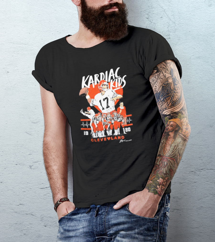 Kardiac Kids 1980 Cleveland Football Team Retro Quarterback Number 17 Sports Nostalgia T-Shirt