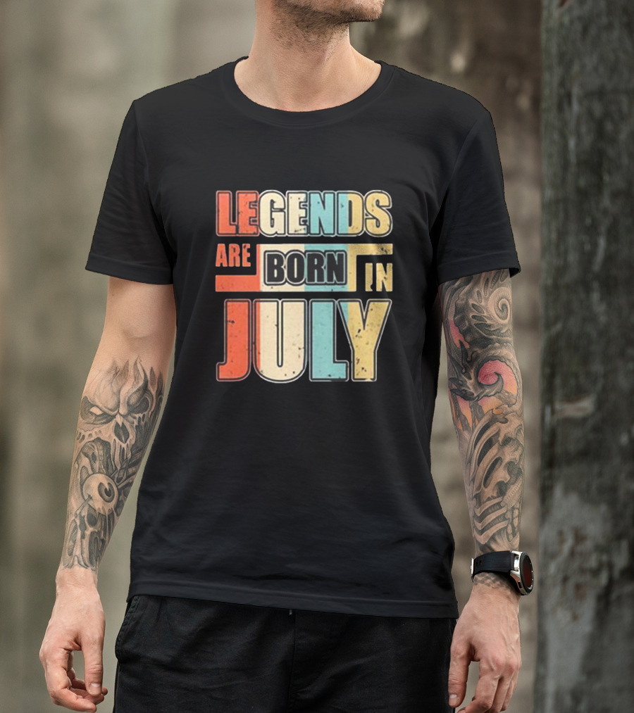 Legends Are Born In July Retro Vintage T-Shirt