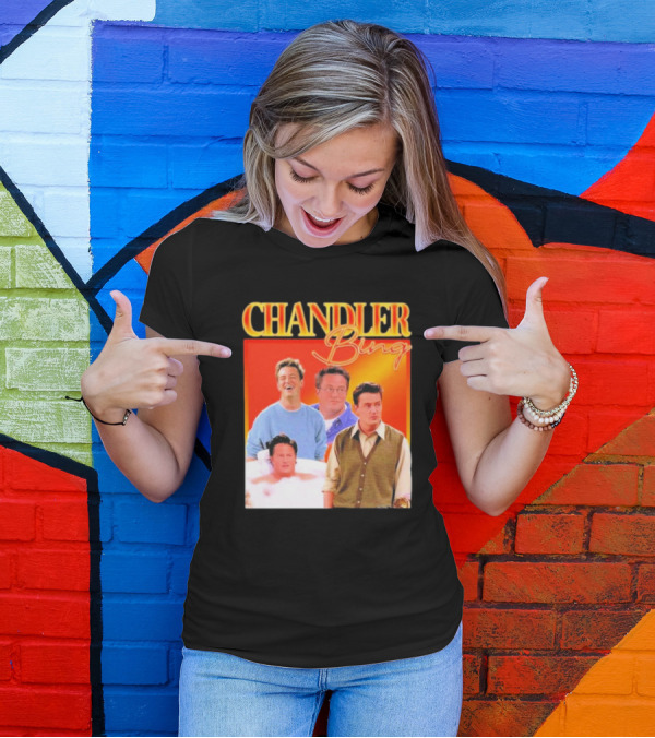 CHANDLER BING MADDNESS SHOP HOMAGE T-Shirt