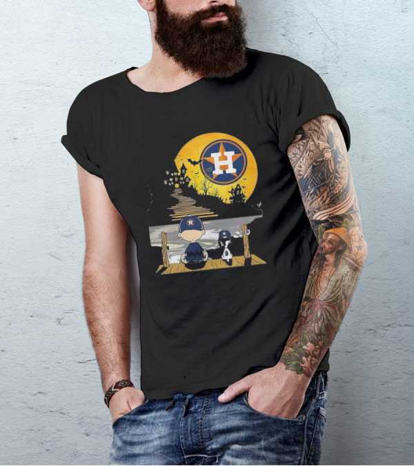Snoopy Charlie Brown Houston Astros Halloween Moon Scene T-Shirt