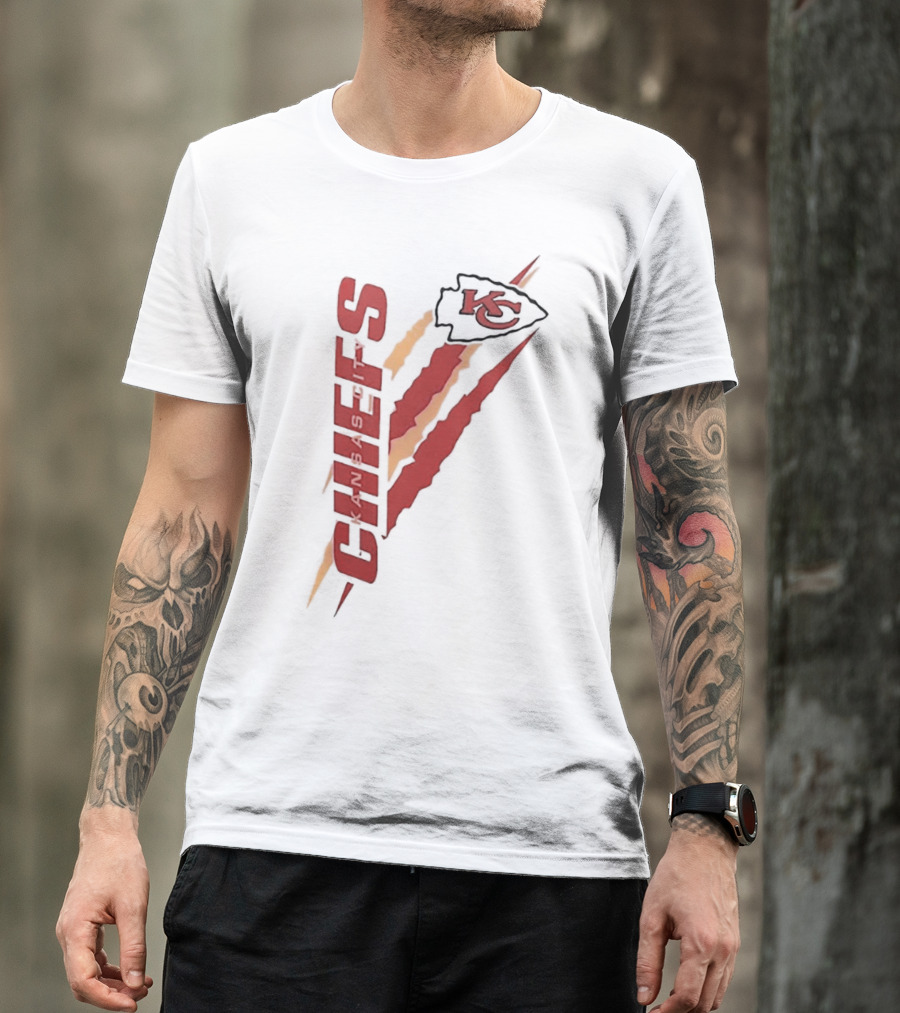 Kansas City Chiefs KC Arrowhead Logo Red Yellow Scratch Marks T-Shirt
