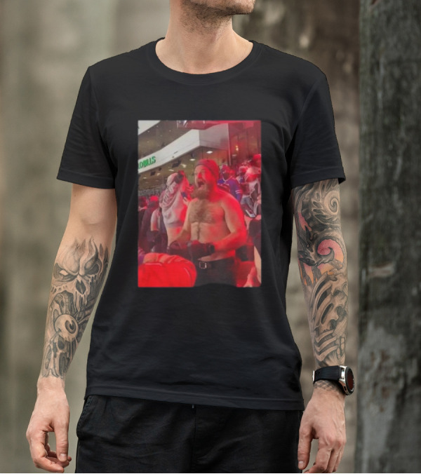 Fitzpatrick Off Ryan Fitzpatrick Less And Screaming NFL Crowd T-Shirt