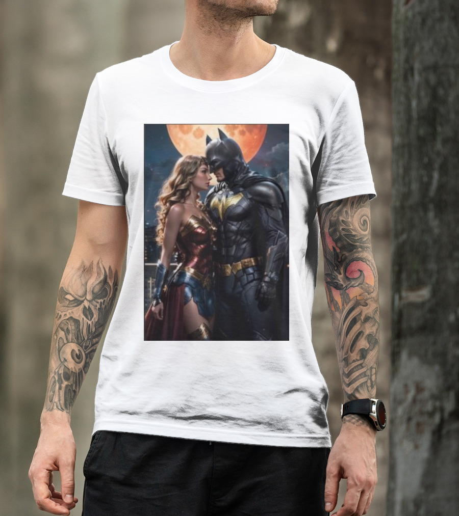 Batman And Wonder Woman Under Moonlight Romance Scene T-Shirt