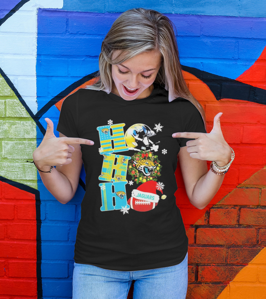 Jacksonville Jaguars Ho Ho Ho Merry Christmas Football Santa Hat Snowflakes Wreath T-Shirt